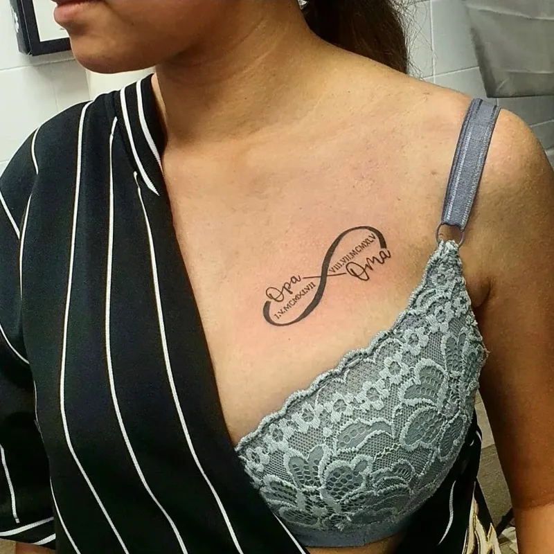 Tattoo Infinito Chica