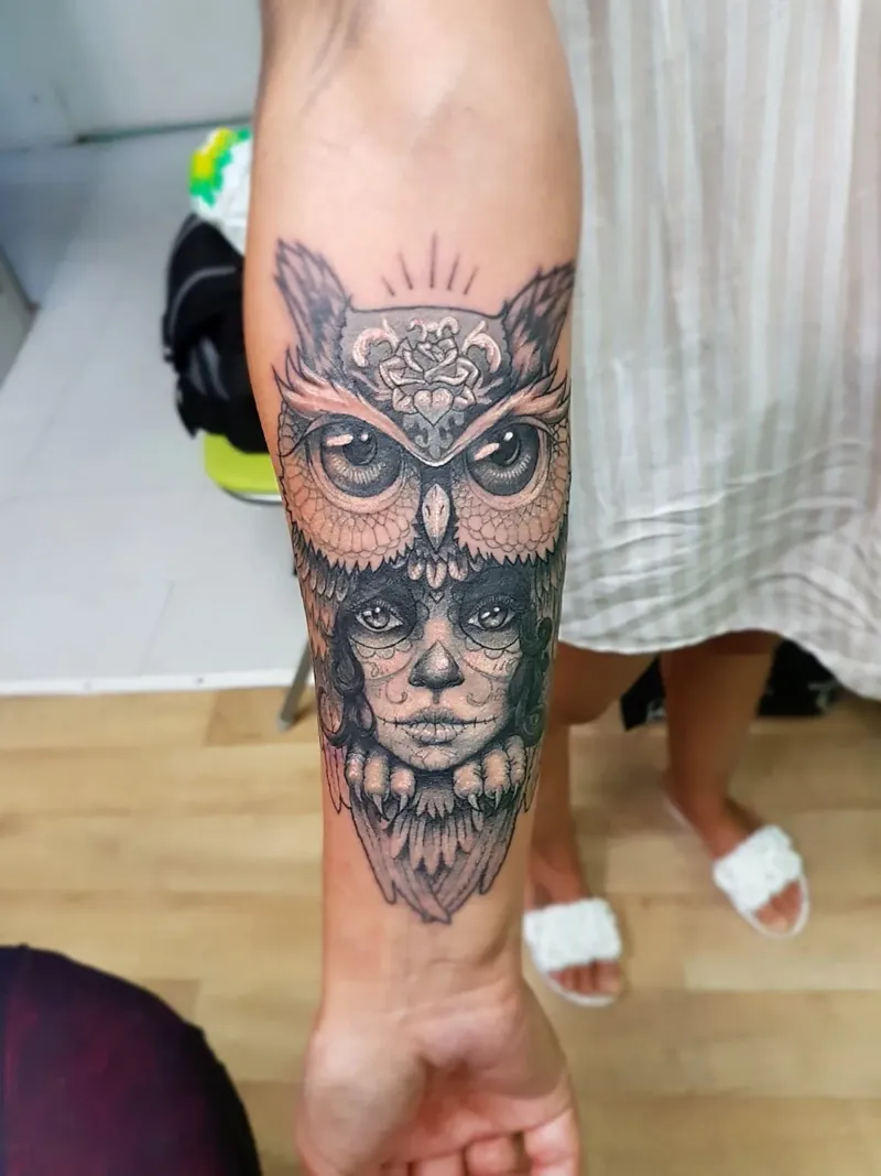 Tattoo Indio con un Animal