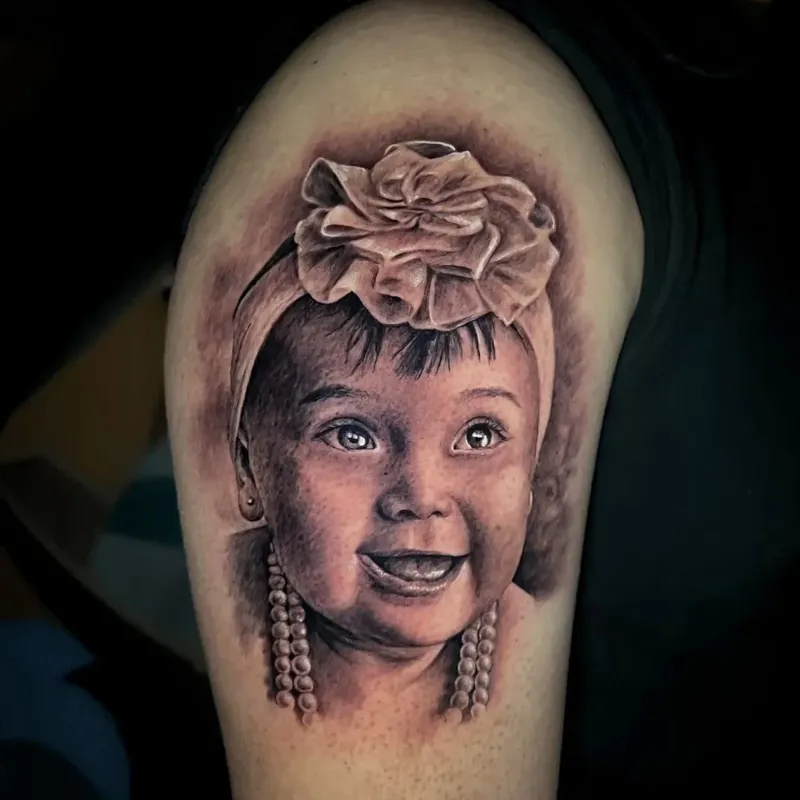 Tattoo Retrato Niña